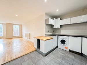 Photo 18- click for photo gallery